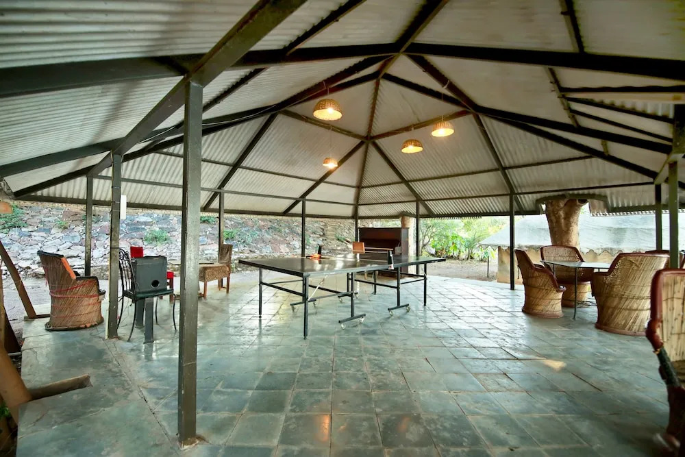 Читторгарх: Pangarh Lake Retreat