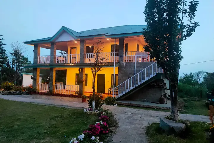 Кангра: The Nagri Resort