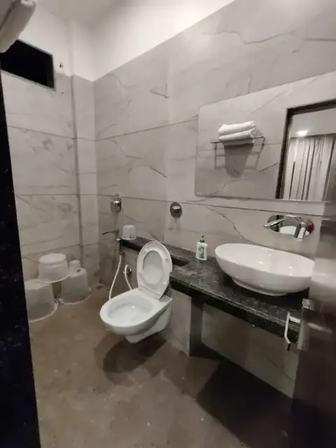 Пачмарай: hotel utkarsh