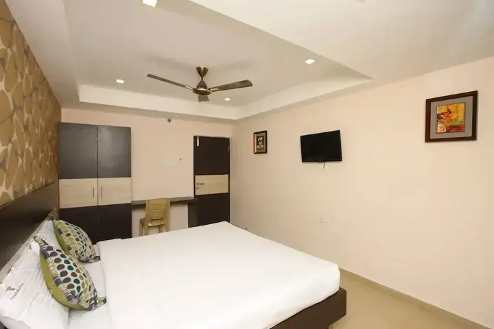 Коимбатур: OYO 9659 Hotel RR Grand