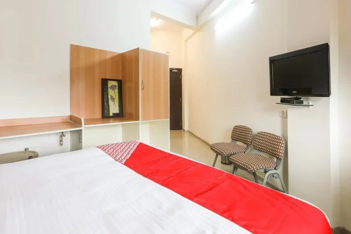 Нашик: Hotel Shanti Inn