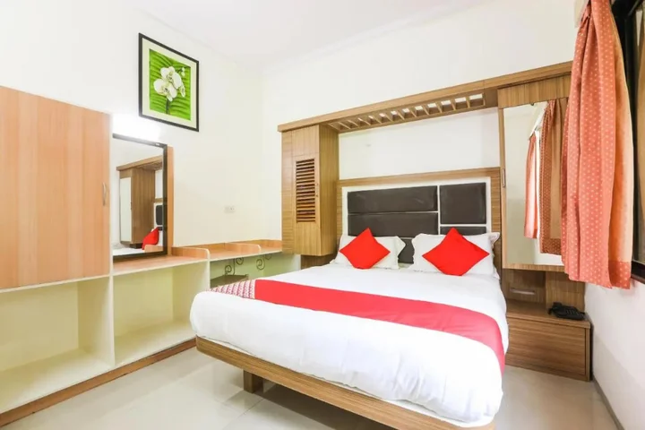 Нашик: Hotel Shanti Inn