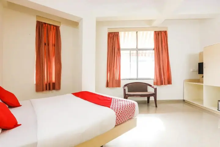 Нашик: Hotel Shanti Inn