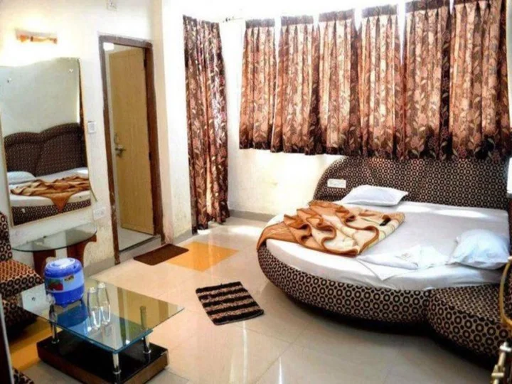 Пачмарай: Hotel Parikalp