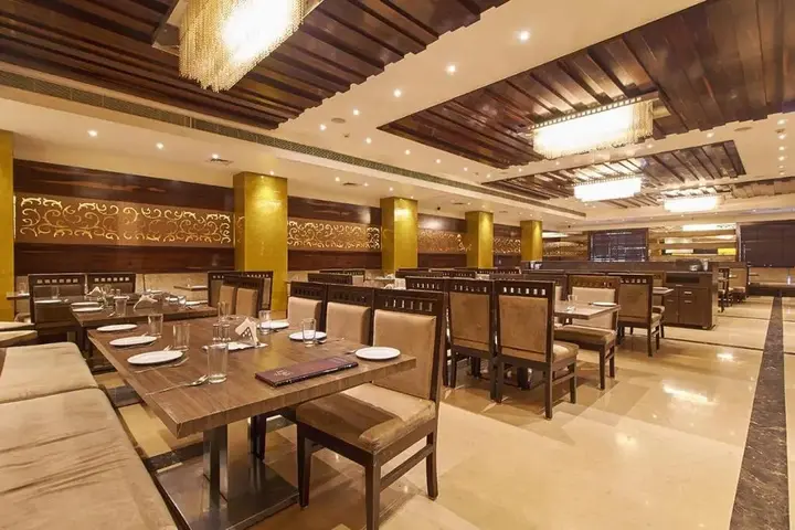 Раджкот: The Grand Thakar hotel