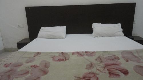 Hotel Satyartha — фото 1