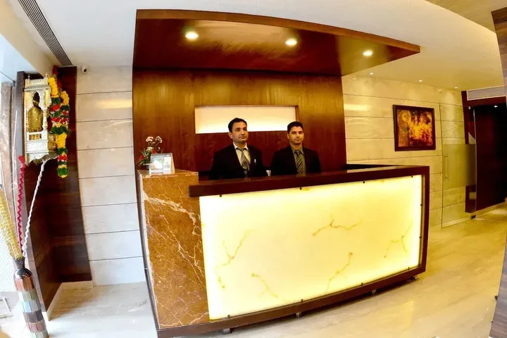 Панвель: Hotel Vinamra Residency