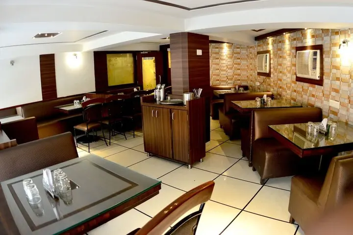 Панвель: Hotel Vinamra Residency