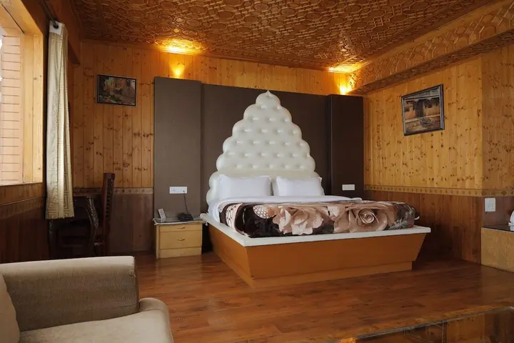 Гульмарг: Royal Park Hotel