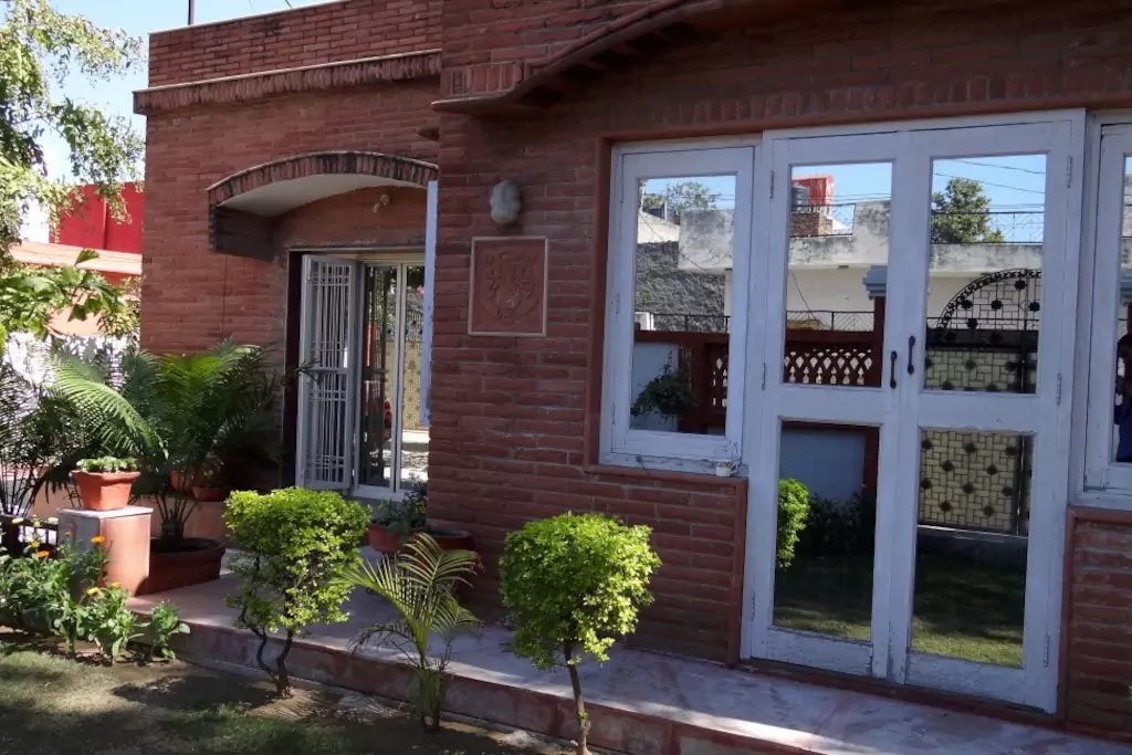 Col Sharma's Homestay — фото 1