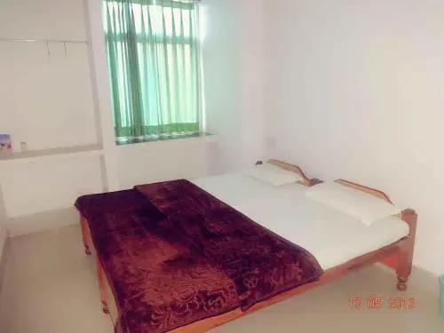 Сарнатх: Raj Shanti Guest House Sarnath