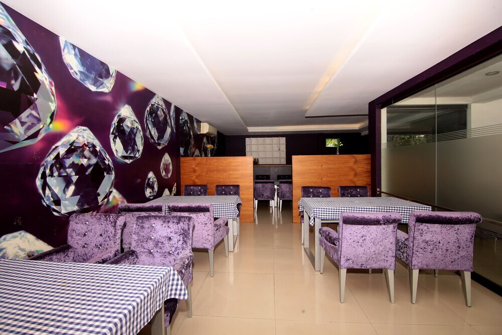 Karukutty: Edassery Village Retreat