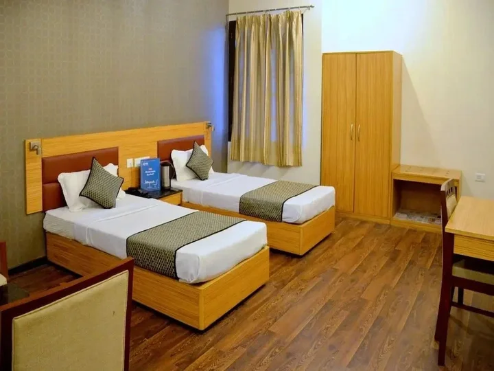 Лакхнау: Tekarees Guest House