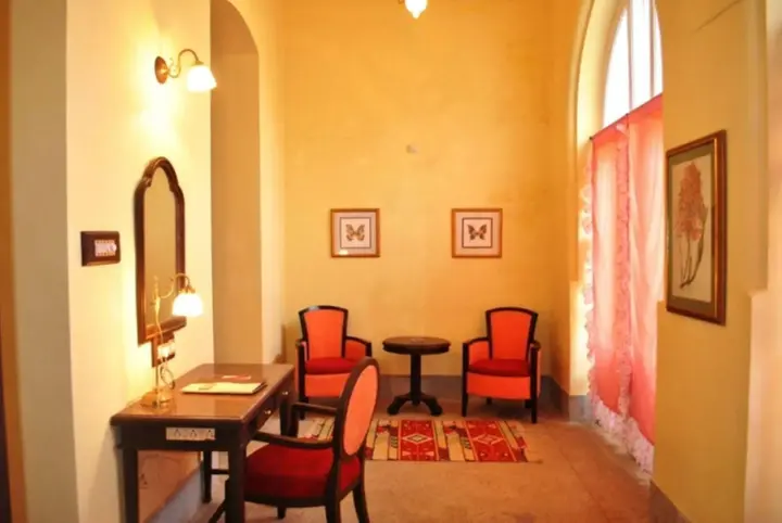Пури: Fort Mahodadhi