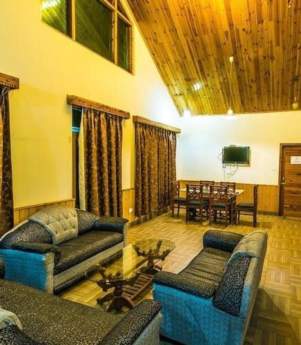 Манали: The Cedar Cottages Manali