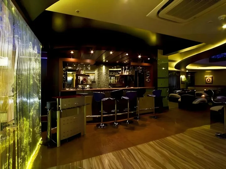 Патна: Gargee Grand Patna