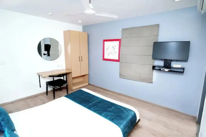 Праяградж: Hotel Vivek