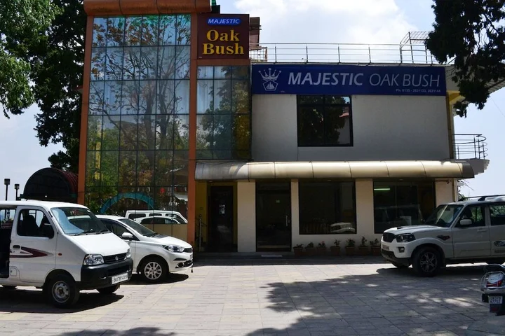 Массури: Hotel Majestic Oak Bush