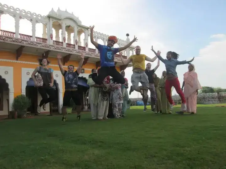 carousel image 3