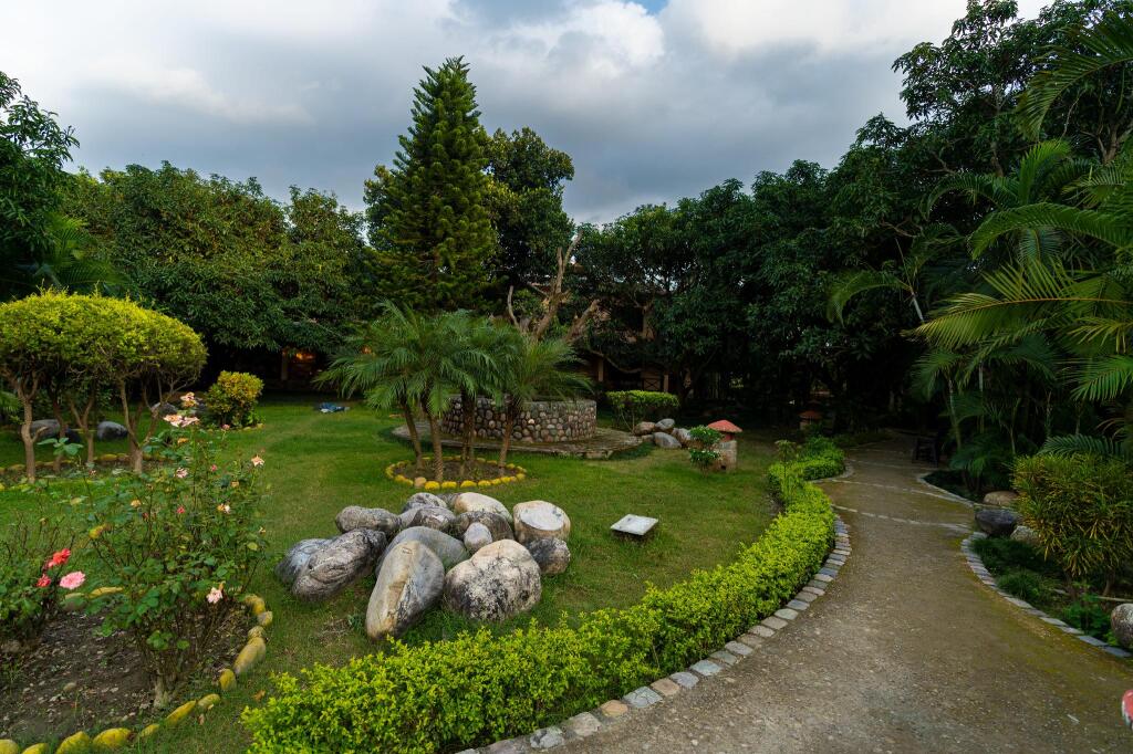 Corbett Wild Resort- A River Access Property — фото 4