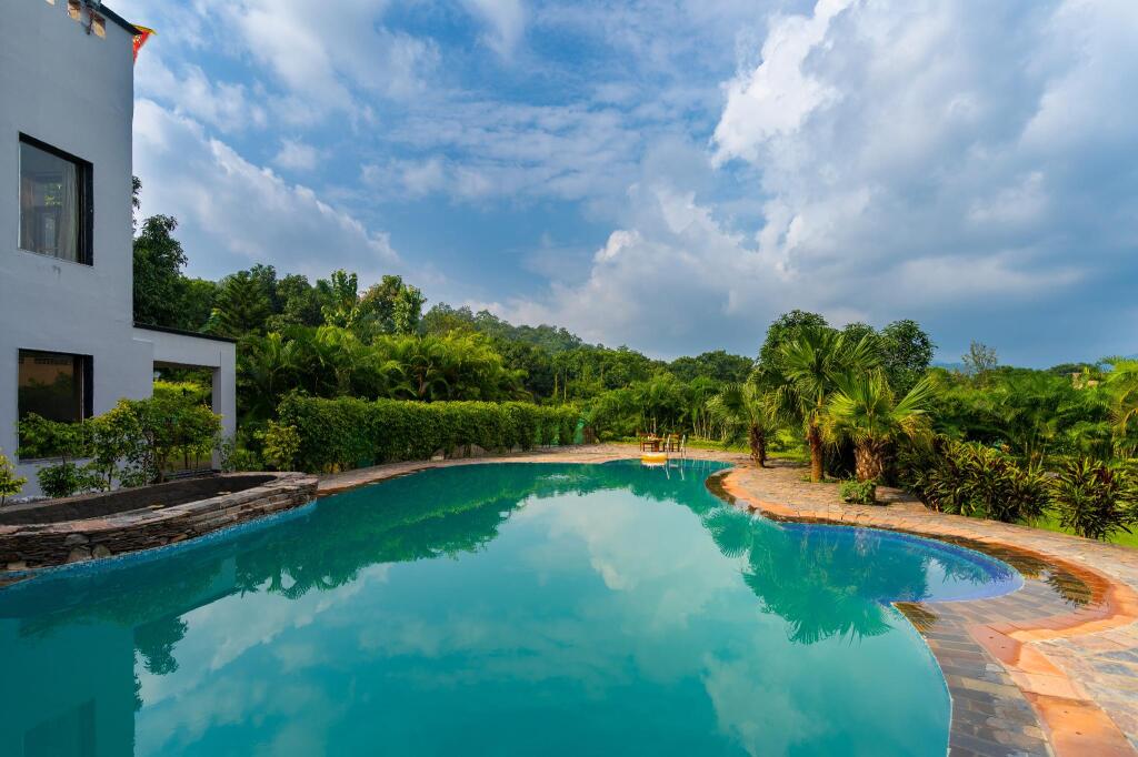 Corbett Wild Resort- A River Access Property — фото 3