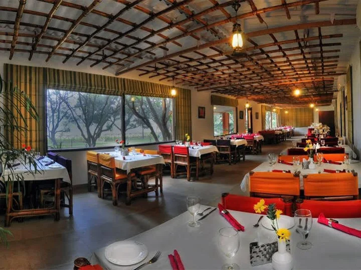 Garhmukteshwar: Hotel Baghaan Orchard Retreat