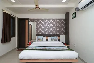 Матхура: OYO 10414 Hotel Tushar Residency
