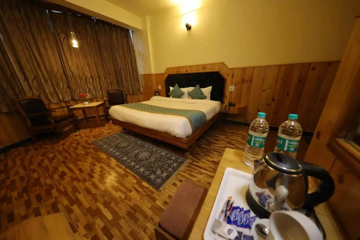 Манали: Hotel Yak