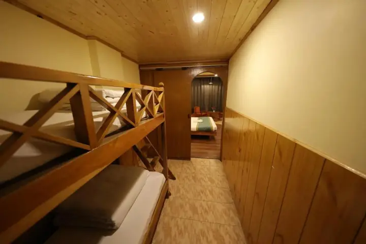 Манали: Hotel Yak
