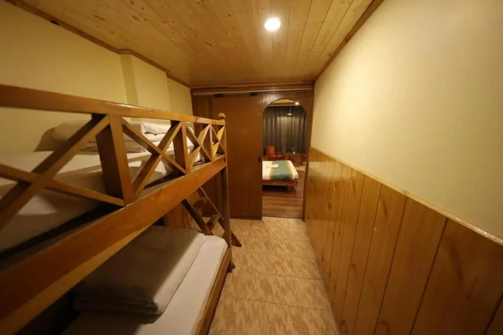 Манали: Hotel Yak