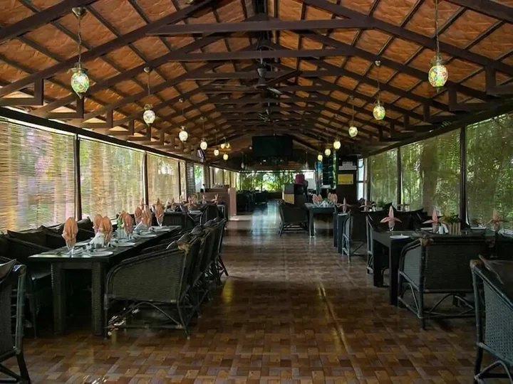 Хоспет: Hotel Hampi International