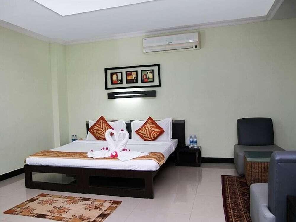 Хоспет: Hotel Hampi International