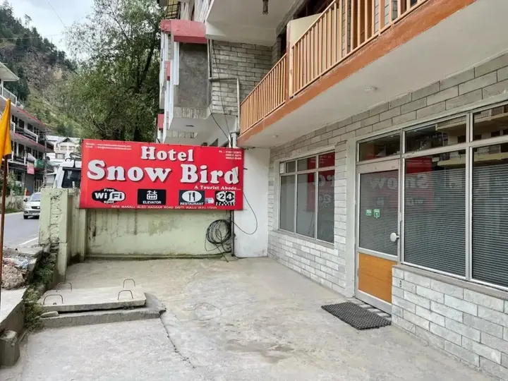 Манали: Hotel Snow Bird