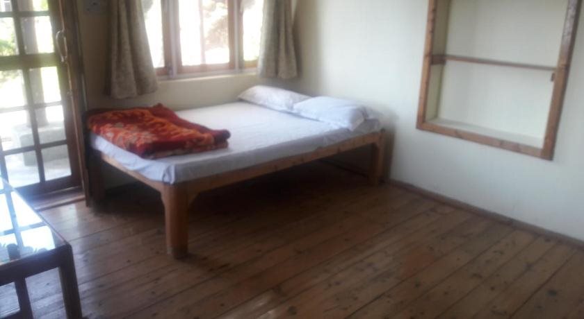 Раникхет: Khim's Guest House & Restaurant