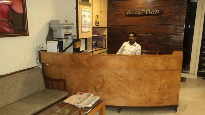 Мумбаи: Benazeer Hotel