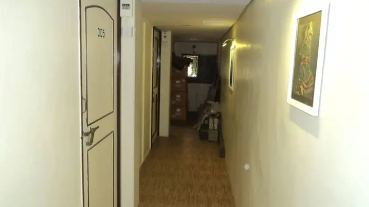 Мумбаи: Benazeer Hotel