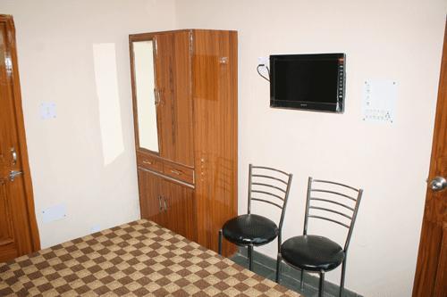 Дехрадун: Hotel Kailash Inn