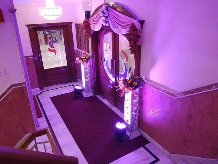 Канпур: Hotel Celebration