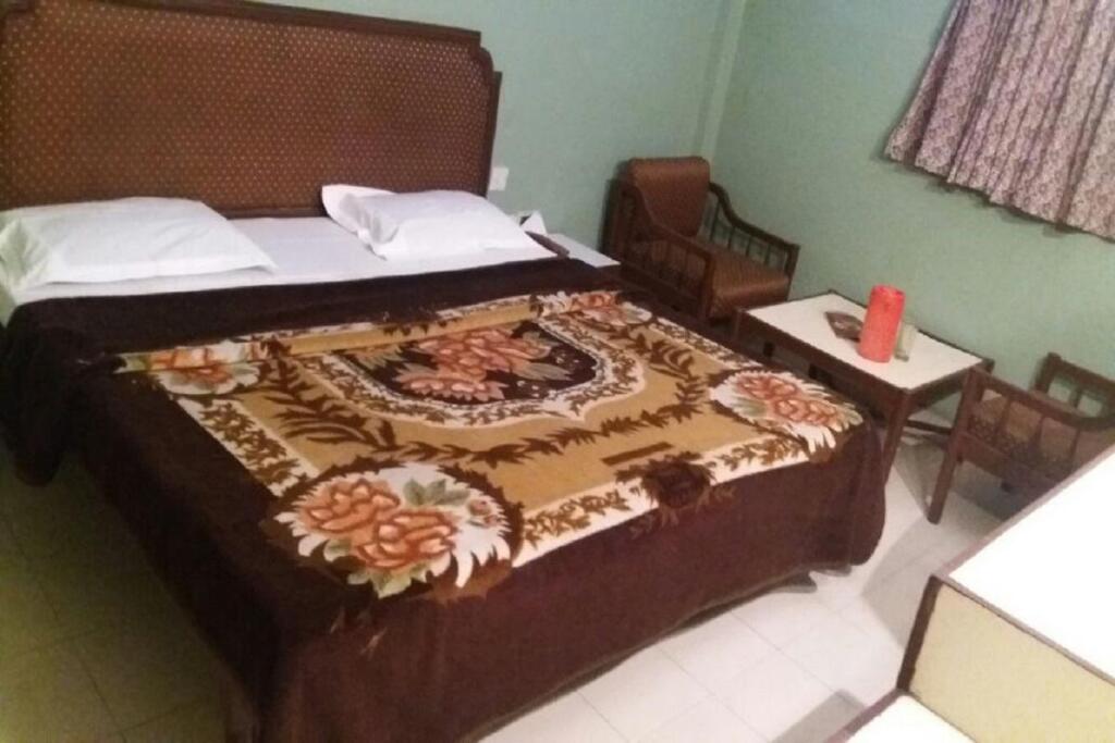 Массури: Hotel Charlene
