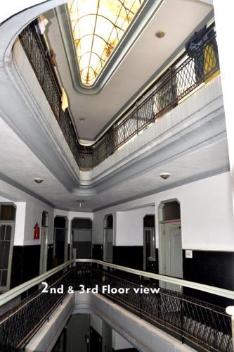 Катра: Hotel Krishna Plaza