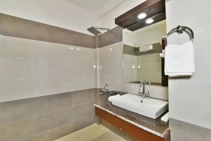Манали: Kapoor Resort by DLS Hotels