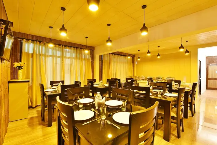 Манали: Kapoor Resort by DLS Hotels