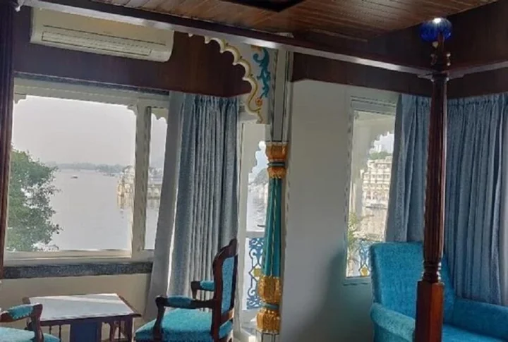 Удаипур: Jheel Hotel and Restaurent