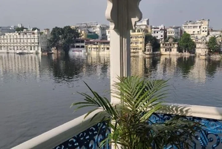 Удаипур: Jheel Hotel and Restaurent