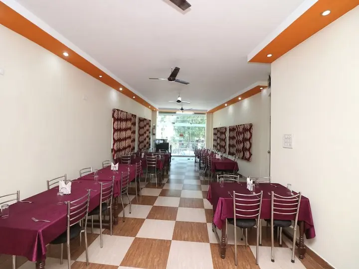 Ришикеш: OYO 9848 Hotel Dev Palace