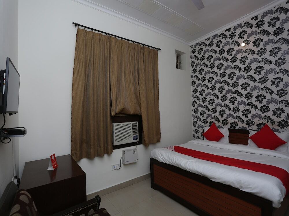 Rohtak: Hotel star