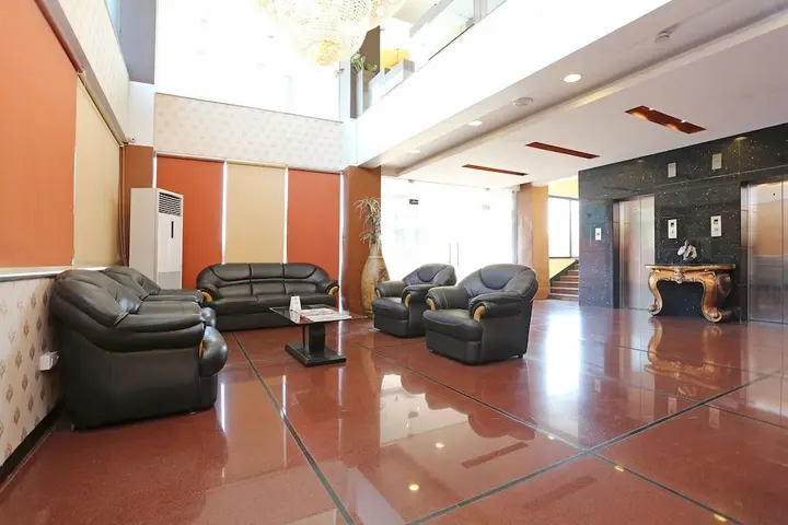 Райпур: OYO 10392 Hotel Corbiz Tower
