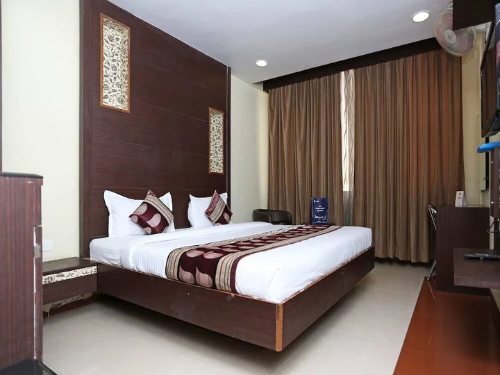 Райпур: OYO 10392 Hotel Corbiz Tower