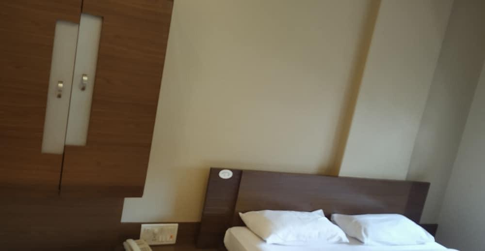 Ширди: Hotel Sai Palace Budget