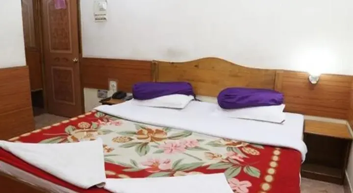Гувахати: Hotel Brindavan
